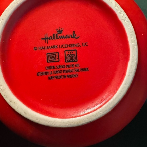 Hallmark: OH SO COZY Coffee Mug Red/White EUC - Picture 2 of 3